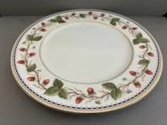 Wedgwood ワイルドストロベリー プレート 皿のサムネイル