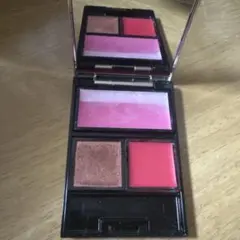 マキアージュ　パレット　チーク、リップ、アイシャドウ