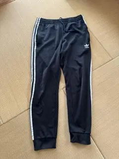 アディダス　トラックパンツ　adidas Originals