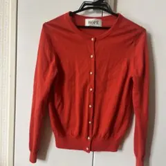 ROPÉ 赤の長袖カーディガン