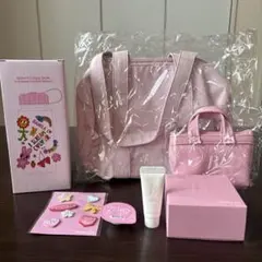 BANILA.CO ピンク　ノベルティ５点セット＋おまけのサムネイル