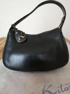 Kitamura ブラックレザー ショルダーバッグ