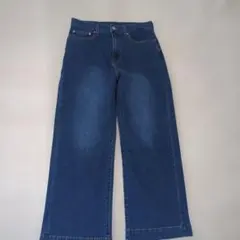 Item thumbnail for item 735b64b5-dca5-49af-96ba-3d9d63a2c58e