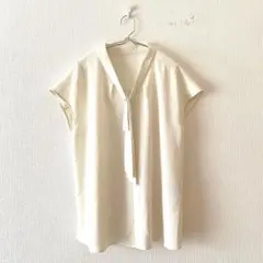 ☆【グリーンレーベルリラクシング】ボウタイブラウス サイドスリット L相当