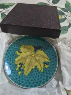 九谷焼青郊窯 豆皿10.5cm 青手樹木葉文