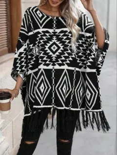 幾何学模様 バットウイングスリーブ カットオフ ニット ポンチョ