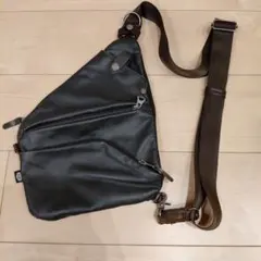DOUBLES 　ワンショルダーバッグ 　グリーン