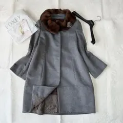 美品 FOXEY フォクシー ミンク カシミヤ ブローチ リアルファー コートのサムネイル