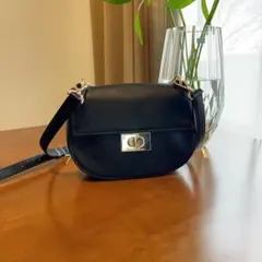 kate spade 黒 ショルダーバッグ 使用数回 美品