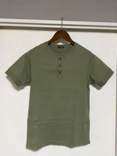 オリーブグリーン ヘンリーネックTシャツ フリークスストア