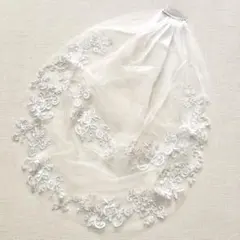 【新品】ウェディングベール 2層コーム付き レース刺繍