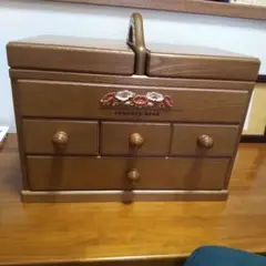 country-bred 木製 裁縫箱 少し大きめのソーイングボックス