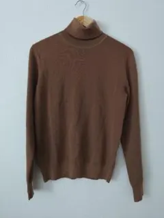 UNIQLO ブラウン タートルネックニット Sサイズ