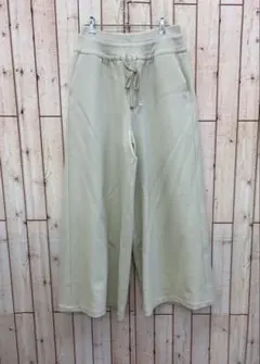 Item thumbnail for item 8d83a9e7-6d7d-4ed2-a8ba-401bbdb36952