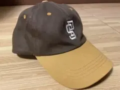 キャップ　刺繍ロゴ