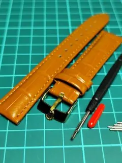 18mmカーキ バンブー柄型押し本革ベルト王冠バックル付き 商品番号「18KＹ」