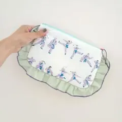 フリルポーチ●カンフー×グリーン