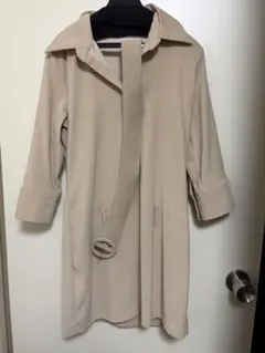 ワンピース ベージュ ベルト付き