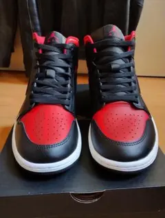2026年最新】nike air jordan 1 mid bredの人気アイテム - メルカリ