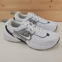 ナイキ ウィメンズ V2K ラン ホワイト 25.5cm