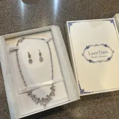 美品 LoveTiara ティアラ ピアス ネックレス 3点セット シルバー