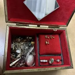 ジュエリーボックス　リング　ネックレス　ピアス