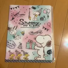 スヌーピー A4クリアファイル8ポケット