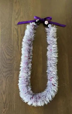 フラダンスレイ 紫色と白色