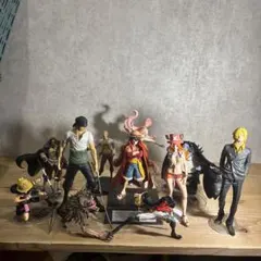 ワンピース フィギュア まとめ売り 11体セット ルフィ ゾロ サンジ ナミ 他