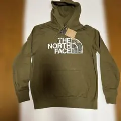 新品⭐︎THE NORTH FACE カモフラロゴ パーカー カーキ Mのサムネイル