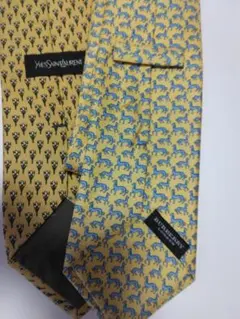 【美品】Yves Saint Laurent 花柄&BURBERRY馬柄ネクタイ