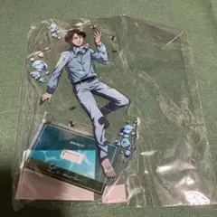 進撃の巨人　リヴァイ　水中浮遊ver　アクスタ