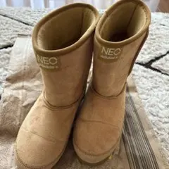 《週末値下げ！》adidas NEO ベージュブーツ
