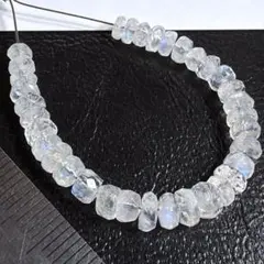 トップクラス＊ブルームーンストーン＊ボタンカットr1