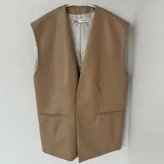 ZARA フェイクレザー ベスト ジレ ベージュ XS