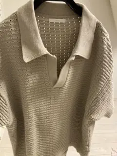 WYM ベージュ ニットポロシャツ