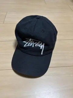 【即購入OK】Stussy キャップ ブラック 刺繍ロゴのサムネイル