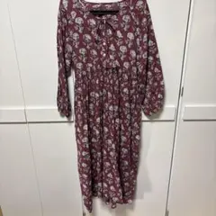 花柄バーガンディ長袖ワンピース