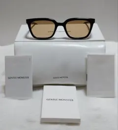 2026年最新】gentle monster サングラスケースの人気アイテム - メルカリ