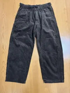 uniqlo u ワイドパンツ