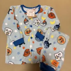 新品タグ付き　アンパンマン　パジャマ　100サイズ　あったか素材　フリース