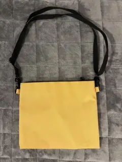 無印良品 ポーチとしても使える 撥水サコッシュ イエロー