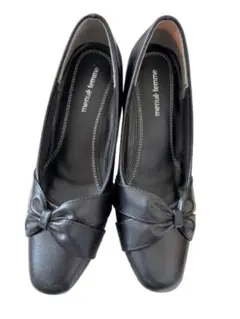 リボン付き黒パンプス★未使用に近い★EEE★マシュマロパンプス★ヒール約6cm