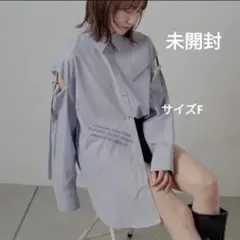 定価8800円、新品未開封、ミスティック、英字刺繍シャツサイズFのサムネイル
