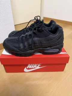 NIKE Air Max 95 ブラック　超美品