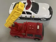 トイコー(Toyco)2点セット　サウンド、ライト、パトカー、はしこ消防車