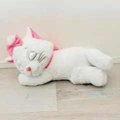 ディズニー猫の日♡ふわふわ寝そべりBIGぬいぐるみマリー　ディズニー　プライズ
