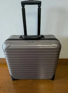 2026年最新】rimowa 2輪 機内持ち込みの人気アイテム - メルカリ