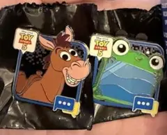 トイストーリー5 ピンバッジ ランダム シークレット - メルカリ