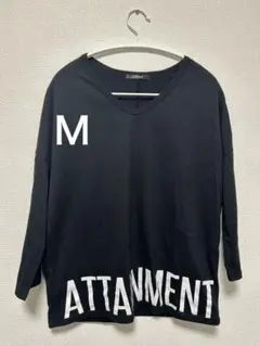 ATTANMENT ブラック Vネック Tシャツ 五分袖